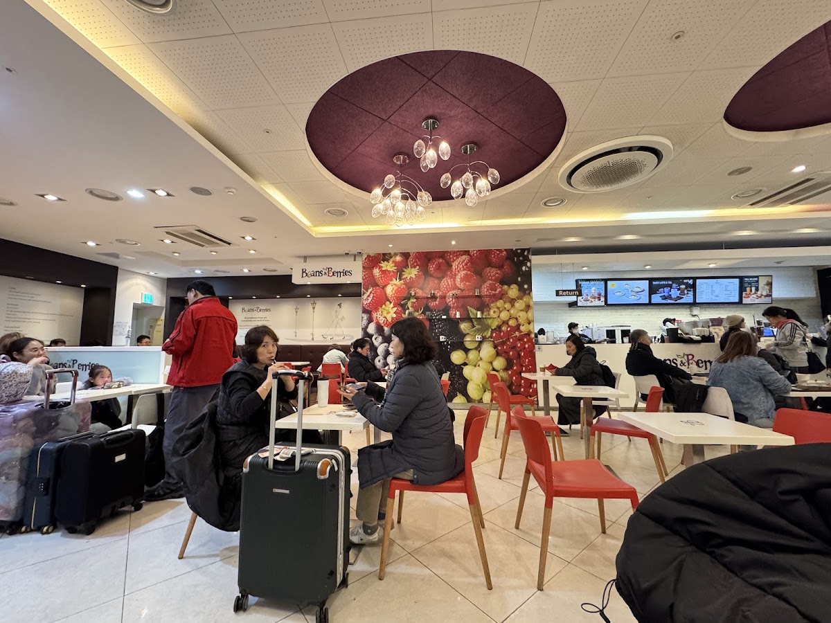 Beans & Berries, Seoul Station Photos 2
